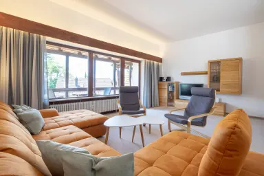 Ferienwohnung "Goldbacher Tobel" - Großzügiges Wohnzimmer
