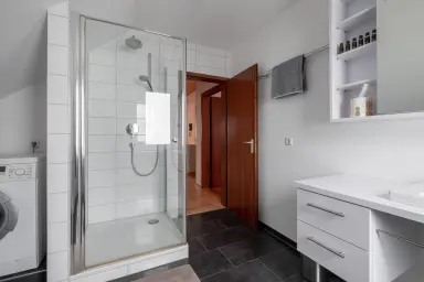 Ferienwohnung Seebrise - Bad mit Dusche und Waschmaschine